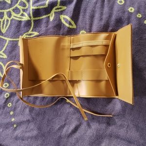 Multi-pocket organizer